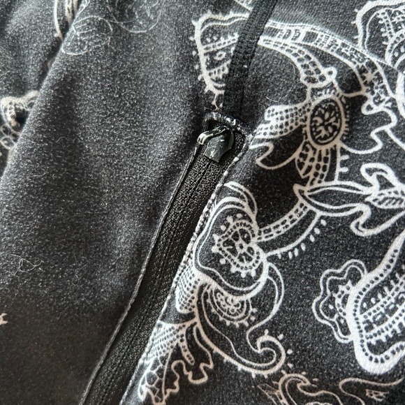 Vintage Lululemon Jacket - Picture 4 of 5